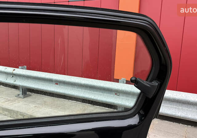 Черный Фольксваген e-up, объемом двигателя 0 л и пробегом 48 тыс. км за 10500 $, фото 40 на Automoto.ua