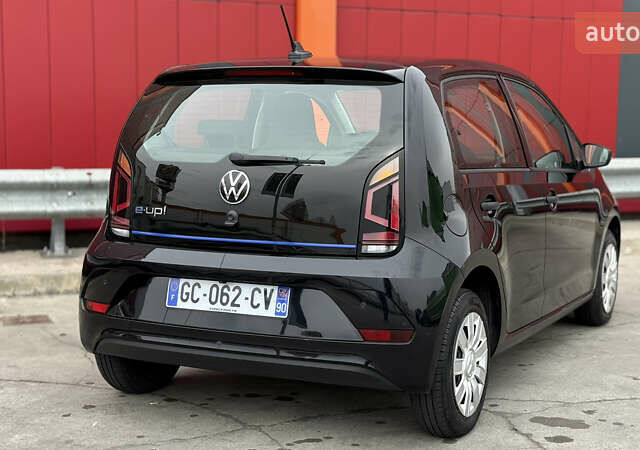 Черный Фольксваген e-up, объемом двигателя 0 л и пробегом 48 тыс. км за 10500 $, фото 11 на Automoto.ua