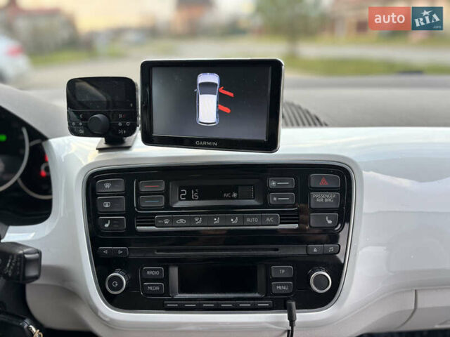 Фольксваген e-up, объемом двигателя 0 л и пробегом 70 тыс. км за 6550 $, фото 19 на Automoto.ua