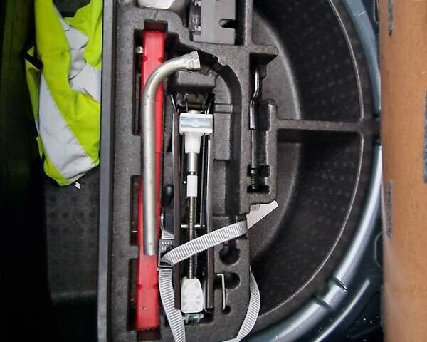 Фольксваген e-up, объемом двигателя 0 л и пробегом 113 тыс. км за 6950 $, фото 27 на Automoto.ua