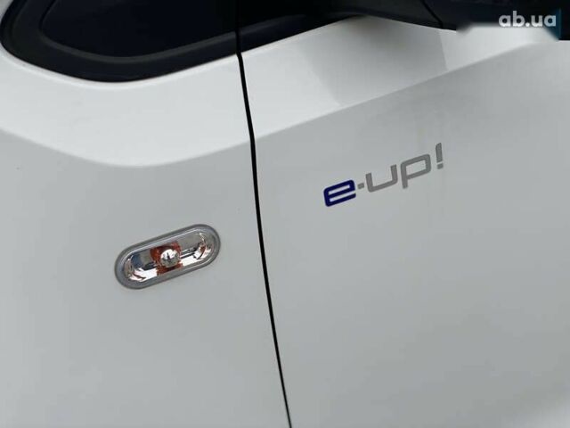 Фольксваген e-up, объемом двигателя 0 л и пробегом 104 тыс. км за 6699 $, фото 23 на Automoto.ua