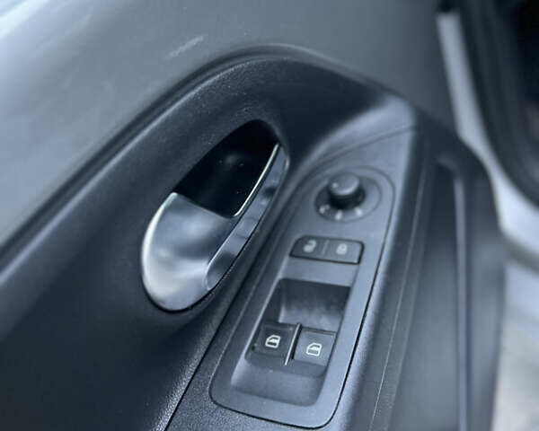 Фольксваген e-up, объемом двигателя 0 л и пробегом 62 тыс. км за 8500 $, фото 23 на Automoto.ua