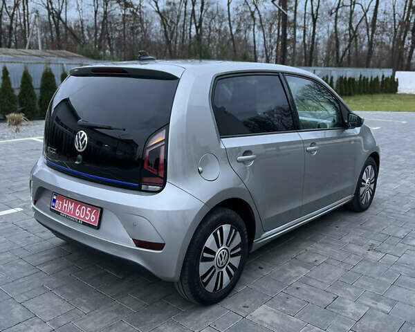 Фольксваген e-up, объемом двигателя 0 л и пробегом 62 тыс. км за 8500 $, фото 6 на Automoto.ua