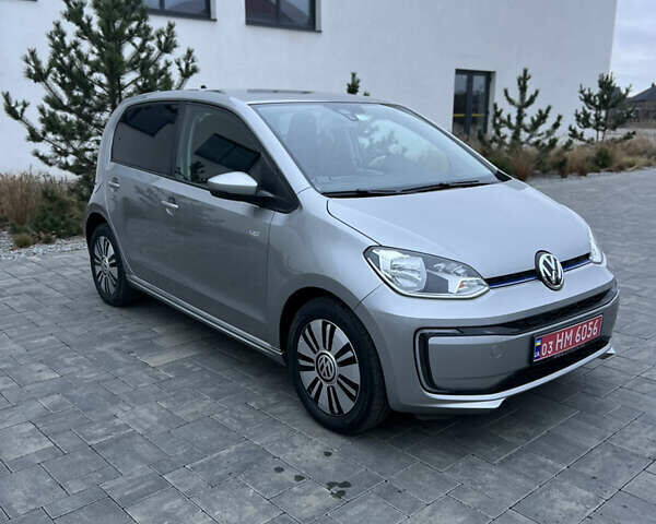Фольксваген e-up, объемом двигателя 0 л и пробегом 62 тыс. км за 8500 $, фото 3 на Automoto.ua