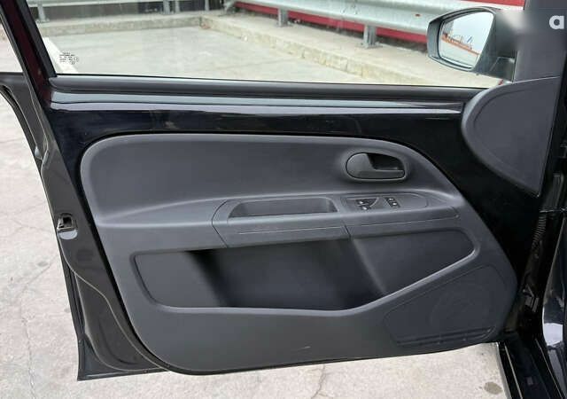 Фольксваген e-up, объемом двигателя 0 л и пробегом 48 тыс. км за 10500 $, фото 17 на Automoto.ua