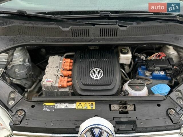 Сірий Фольксваген e-up, об'ємом двигуна 0 л та пробігом 148 тис. км за 6500 $, фото 15 на Automoto.ua