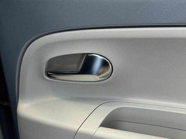 Сірий Фольксваген e-up, об'ємом двигуна 0 л та пробігом 83 тис. км за 6200 $, фото 43 на Automoto.ua
