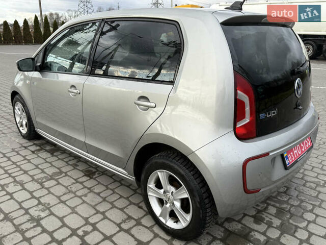 Серый Фольксваген e-up, объемом двигателя 0 л и пробегом 90 тыс. км за 6499 $, фото 16 на Automoto.ua