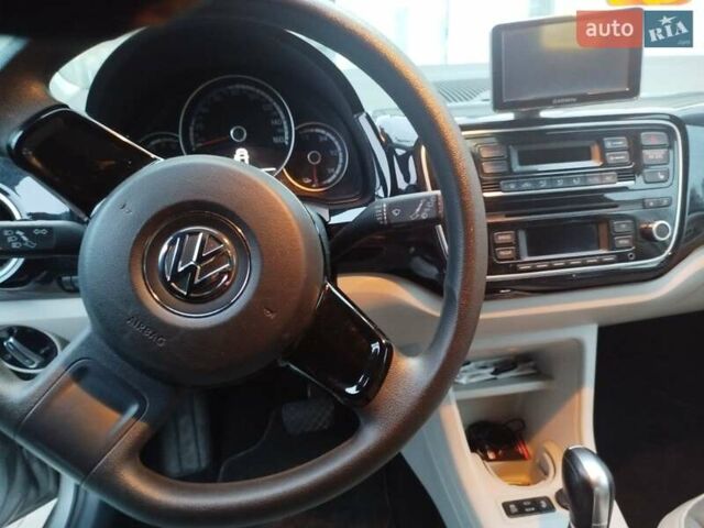 Серый Фольксваген e-up, объемом двигателя 0 л и пробегом 145 тыс. км за 6500 $, фото 10 на Automoto.ua