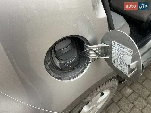 Сірий Фольксваген e-up, об'ємом двигуна 0 л та пробігом 111 тис. км за 5999 $, фото 16 на Automoto.ua