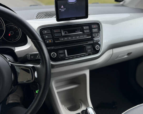 Сірий Фольксваген e-up, об'ємом двигуна 0 л та пробігом 93 тис. км за 4999 $, фото 21 на Automoto.ua