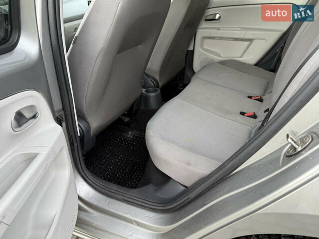 Серый Фольксваген e-up, объемом двигателя 0 л и пробегом 90 тыс. км за 6499 $, фото 23 на Automoto.ua