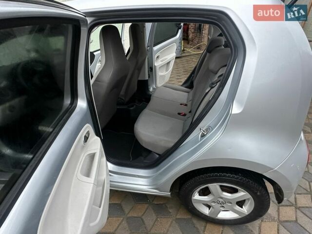 Сірий Фольксваген e-up, об'ємом двигуна 0 л та пробігом 181 тис. км за 5200 $, фото 15 на Automoto.ua