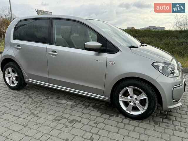 Серый Фольксваген e-up, объемом двигателя 0 л и пробегом 90 тыс. км за 6499 $, фото 8 на Automoto.ua