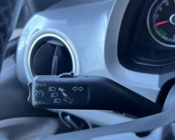 Сірий Фольксваген e-up, об'ємом двигуна 0 л та пробігом 126 тис. км за 6300 $, фото 1 на Automoto.ua