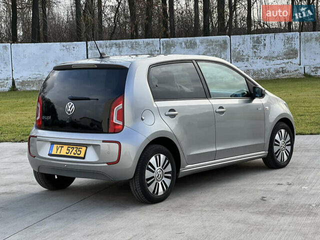 Серый Фольксваген e-up, объемом двигателя 0 л и пробегом 174 тыс. км за 5750 $, фото 6 на Automoto.ua