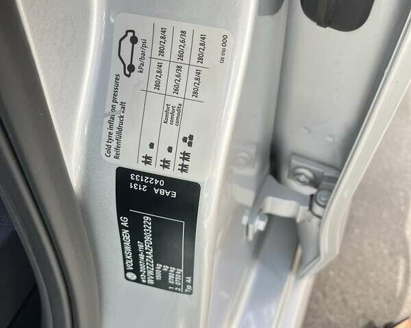 Серый Фольксваген e-up, объемом двигателя 0 л и пробегом 106 тыс. км за 8000 $, фото 20 на Automoto.ua