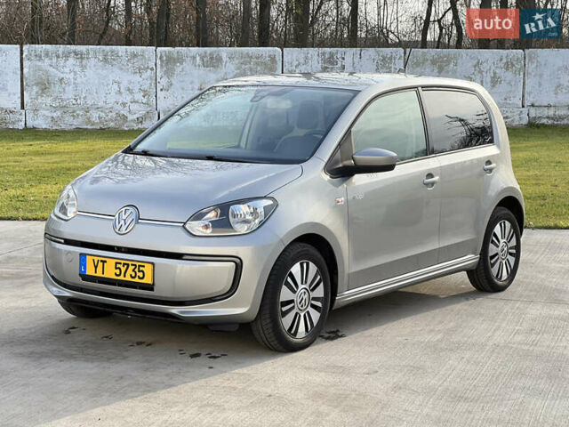 Серый Фольксваген e-up, объемом двигателя 0 л и пробегом 174 тыс. км за 5750 $, фото 1 на Automoto.ua