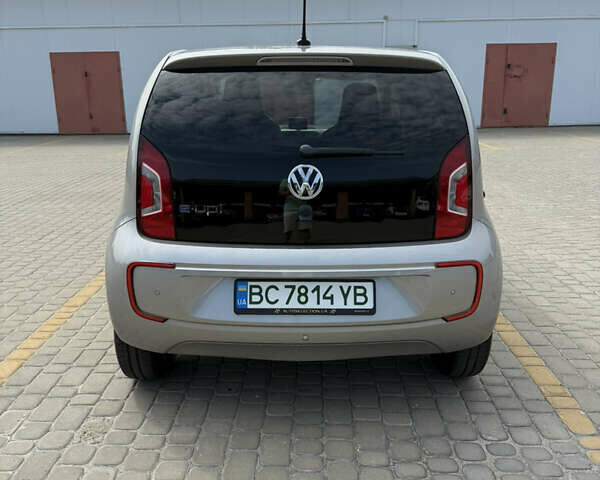 Сірий Фольксваген e-up, об'ємом двигуна 0 л та пробігом 126 тис. км за 6300 $, фото 38 на Automoto.ua