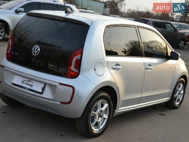 Сірий Фольксваген e-up, об'ємом двигуна 0 л та пробігом 88 тис. км за 6400 $, фото 6 на Automoto.ua