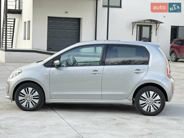 Серый Фольксваген e-up, объемом двигателя 0 л и пробегом 174 тыс. км за 5750 $, фото 10 на Automoto.ua