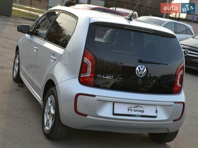 Сірий Фольксваген e-up, об'ємом двигуна 0 л та пробігом 88 тис. км за 6400 $, фото 9 на Automoto.ua