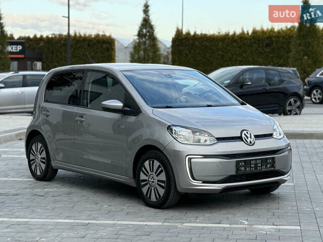 Серый Фольксваген e-up, объемом двигателя 0 л и пробегом 62 тыс. км за 7900 $, фото 2 на Automoto.ua