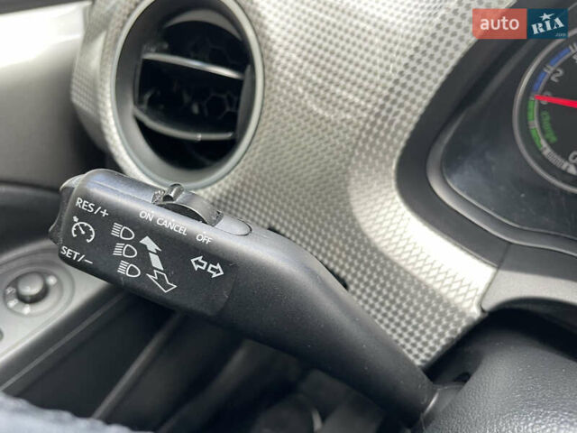 Серый Фольксваген e-up, объемом двигателя 0 л и пробегом 80 тыс. км за 7980 $, фото 55 на Automoto.ua