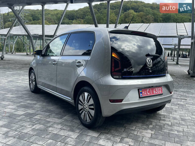 Серый Фольксваген e-up, объемом двигателя 0 л и пробегом 80 тыс. км за 7980 $, фото 9 на Automoto.ua