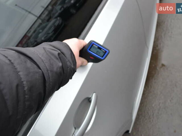 Серый Фольксваген e-up, объемом двигателя 0 л и пробегом 92 тыс. км за 7999 $, фото 33 на Automoto.ua