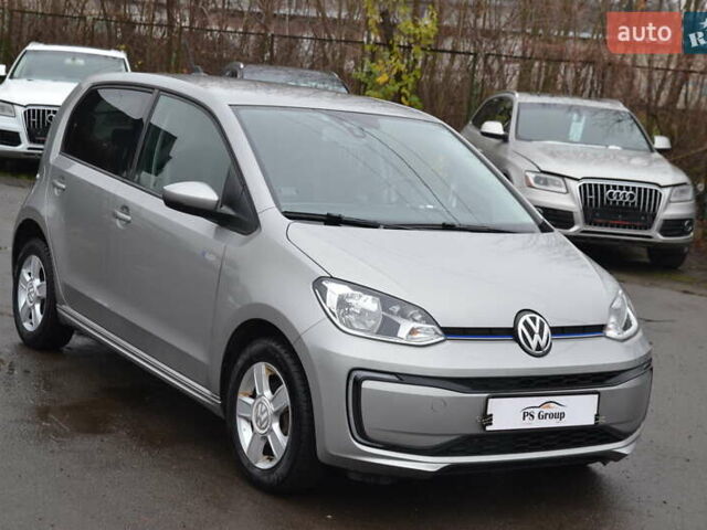 Серый Фольксваген e-up, объемом двигателя 0 л и пробегом 92 тыс. км за 7999 $, фото 3 на Automoto.ua