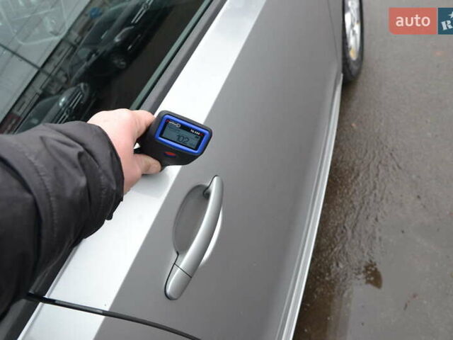 Серый Фольксваген e-up, объемом двигателя 0 л и пробегом 92 тыс. км за 7999 $, фото 34 на Automoto.ua