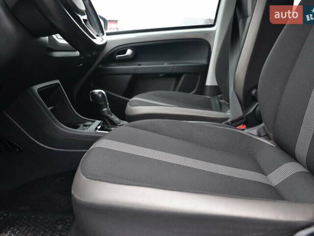 Серый Фольксваген e-up, объемом двигателя 0 л и пробегом 92 тыс. км за 7999 $, фото 13 на Automoto.ua