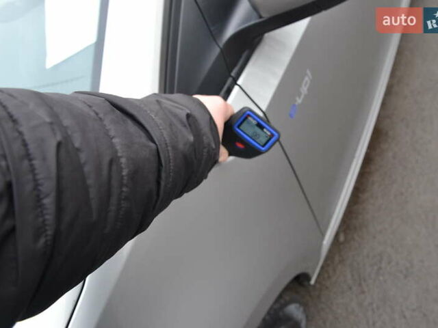 Серый Фольксваген e-up, объемом двигателя 0 л и пробегом 92 тыс. км за 7999 $, фото 28 на Automoto.ua