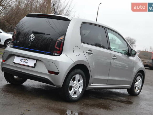 Серый Фольксваген e-up, объемом двигателя 0 л и пробегом 92 тыс. км за 7999 $, фото 7 на Automoto.ua