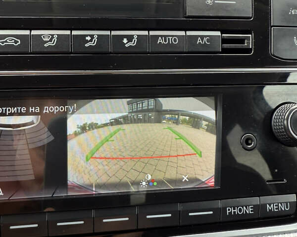 Серый Фольксваген e-up, объемом двигателя 0 л и пробегом 89 тыс. км за 10999 $, фото 41 на Automoto.ua