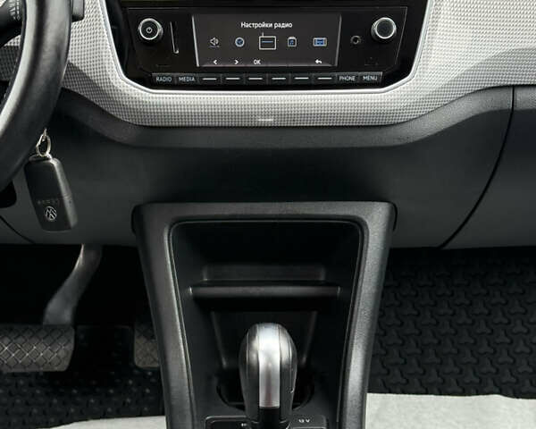 Серый Фольксваген e-up, объемом двигателя 0 л и пробегом 89 тыс. км за 10999 $, фото 24 на Automoto.ua