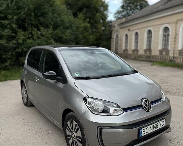 Сірий Фольксваген e-up, об'ємом двигуна 0 л та пробігом 33 тис. км за 13900 $, фото 2 на Automoto.ua