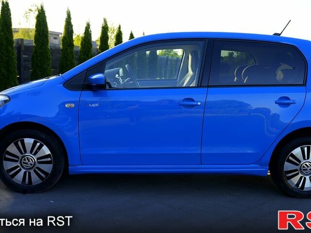Синий Фольксваген e-up, объемом двигателя 0 л и пробегом 81 тыс. км за 6500 $, фото 1 на Automoto.ua
