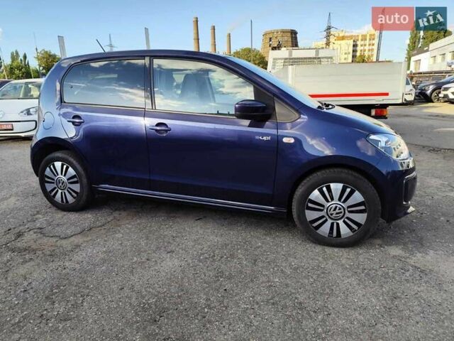 Синій Фольксваген e-up, об'ємом двигуна 0 л та пробігом 51 тис. км за 8555 $, фото 13 на Automoto.ua