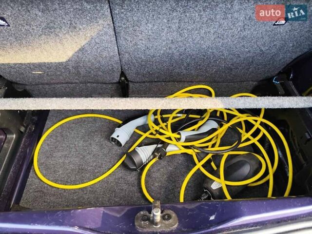 Синій Фольксваген e-up, об'ємом двигуна 0 л та пробігом 51 тис. км за 8555 $, фото 45 на Automoto.ua