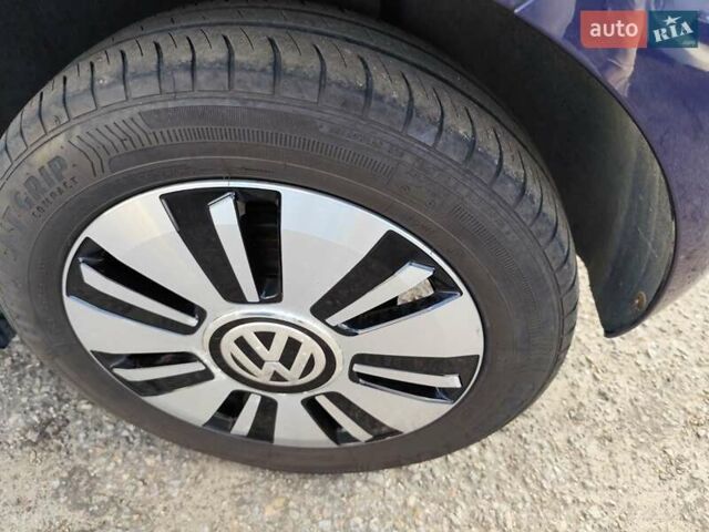 Синій Фольксваген e-up, об'ємом двигуна 0 л та пробігом 51 тис. км за 8555 $, фото 47 на Automoto.ua