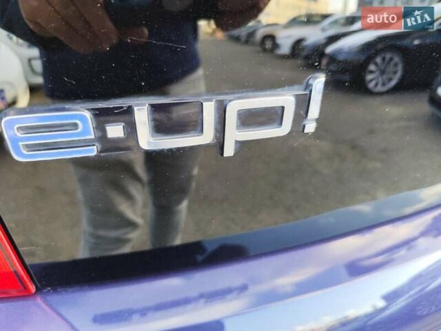 Синій Фольксваген e-up, об'ємом двигуна 0 л та пробігом 51 тис. км за 8555 $, фото 46 на Automoto.ua