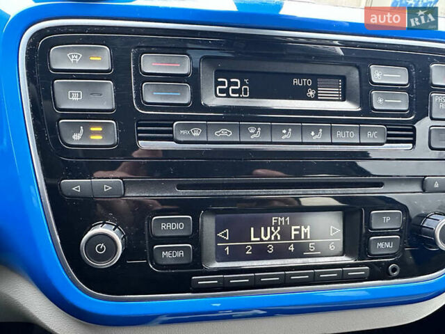 Синий Фольксваген e-up, объемом двигателя 0 л и пробегом 92 тыс. км за 7650 $, фото 25 на Automoto.ua