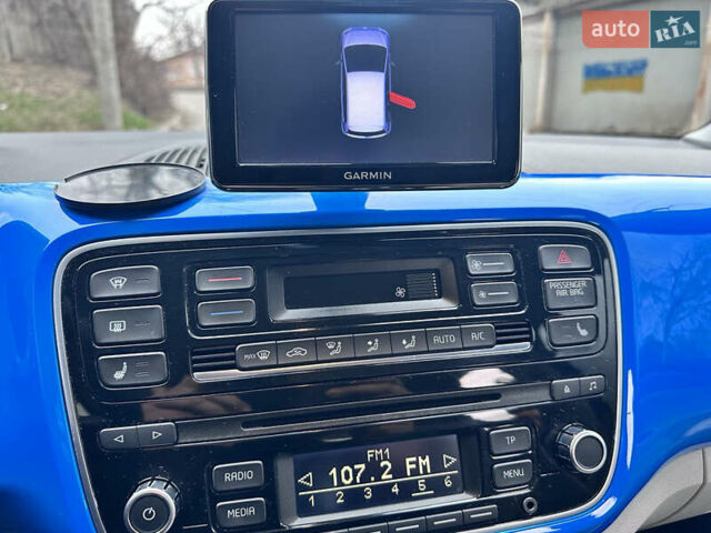 Синий Фольксваген e-up, объемом двигателя 0 л и пробегом 92 тыс. км за 7650 $, фото 22 на Automoto.ua