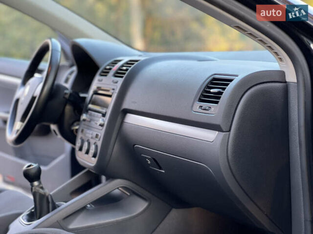 Фольксваген Gol 2010 в Тернополе на Automoto.ua Черный Фольксваген Gol, объемом двигателя 1.4 л и пробегом 246 тыс. км за 5499 $, фото 43 на Automoto.ua