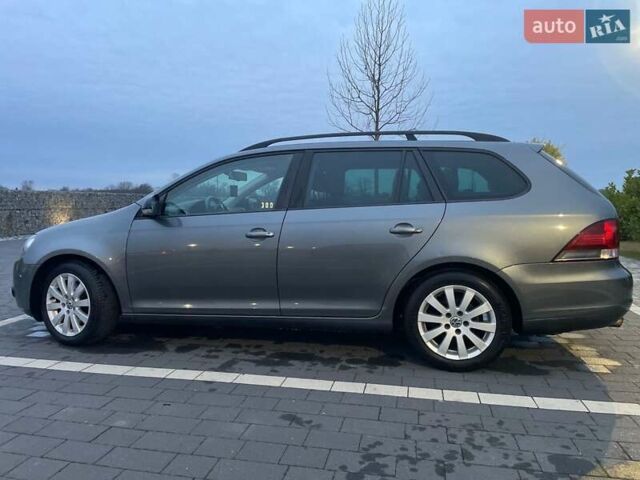 Серый Фольксваген Gol, объемом двигателя 2 л и пробегом 214 тыс. км за 10700 $, фото 1 на Automoto.ua