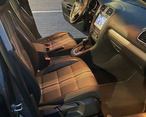 Серый Фольксваген Gol, объемом двигателя 2 л и пробегом 214 тыс. км за 10700 $, фото 11 на Automoto.ua