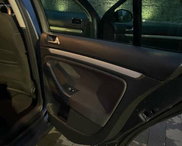 Серый Фольксваген Gol, объемом двигателя 2 л и пробегом 214 тыс. км за 10700 $, фото 15 на Automoto.ua