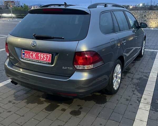 Серый Фольксваген Gol, объемом двигателя 2 л и пробегом 214 тыс. км за 10700 $, фото 3 на Automoto.ua